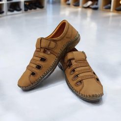 Leather Sacchi shoe with Premium Looks