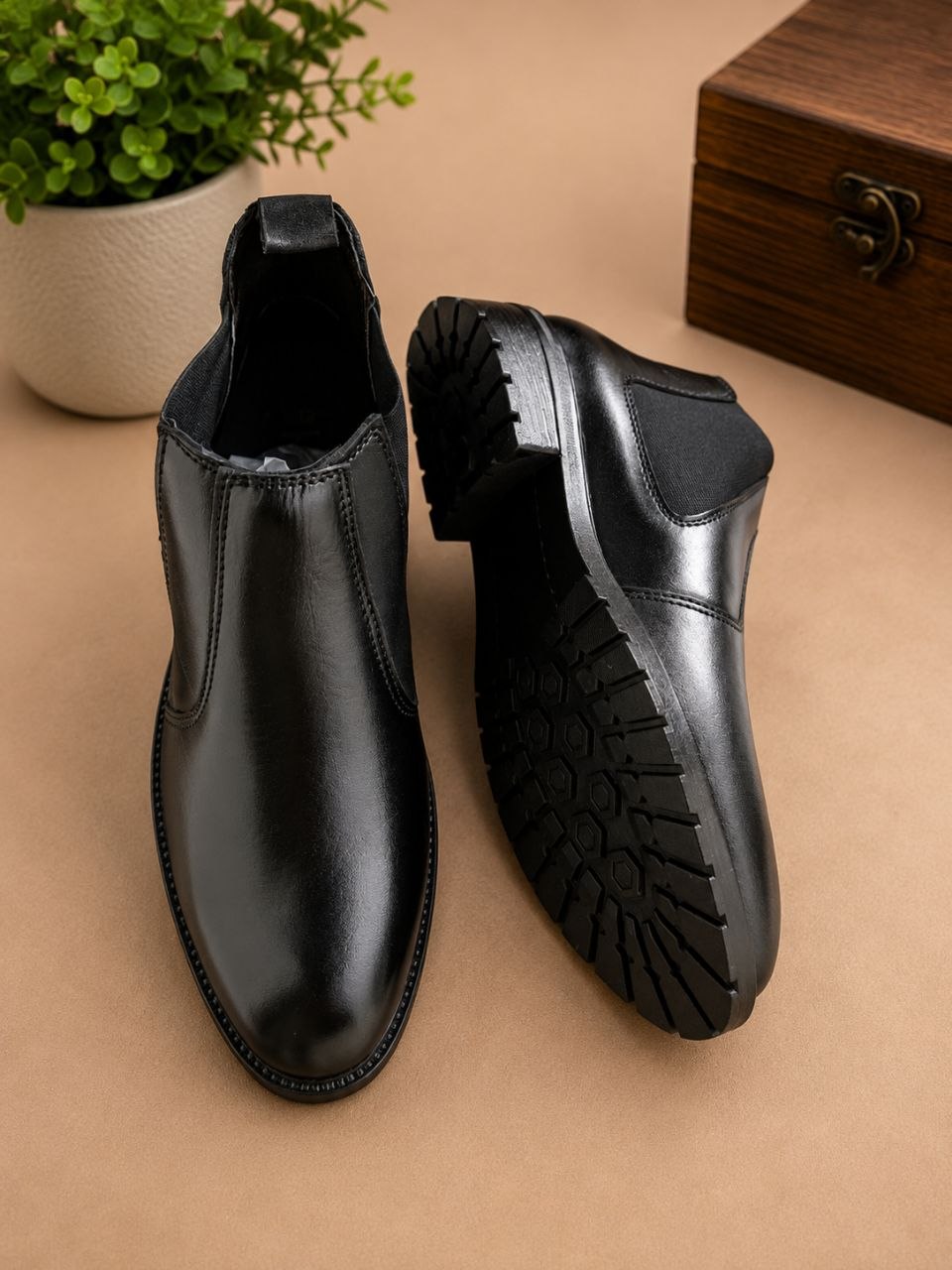 Premium Chelsea Boots elastic style without Gipper - Image 3